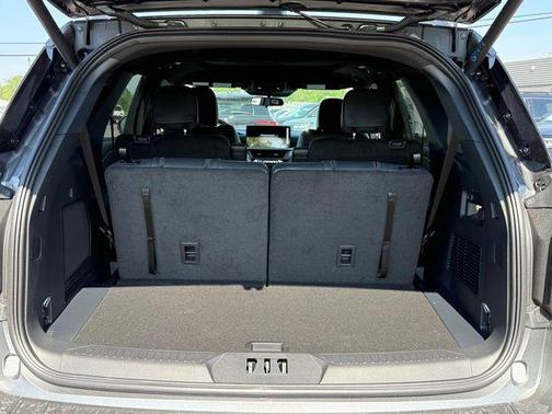 Carbonized Gray Metallic 2026 Ford Explorer ST-Line