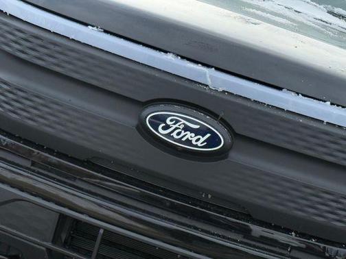 Agate Black Metallic 2025 Ford F-150 Lightning XLT