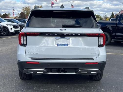 2026 Ford Explorer 
