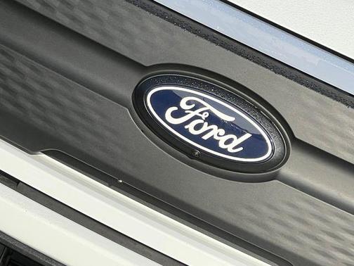 Oxford White 2025 Ford F-150 Lightning XLT