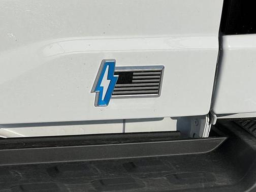 Oxford White 2025 Ford F-150 Lightning XLT