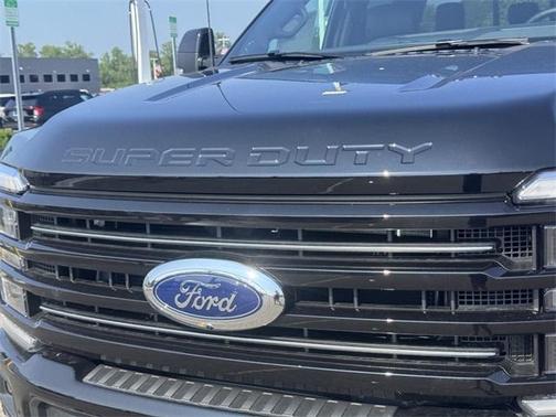 2025 Ford F-350 Platinum
