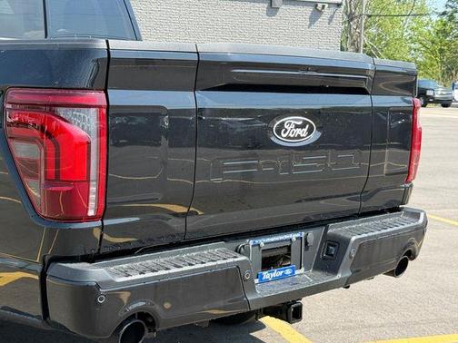 Agate Black Metallic 2026 Ford F-150 Lariat