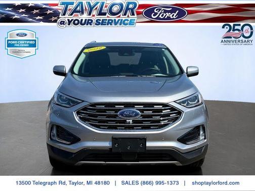 Iconic Silver Metallic 2022 Ford Edge Titanium