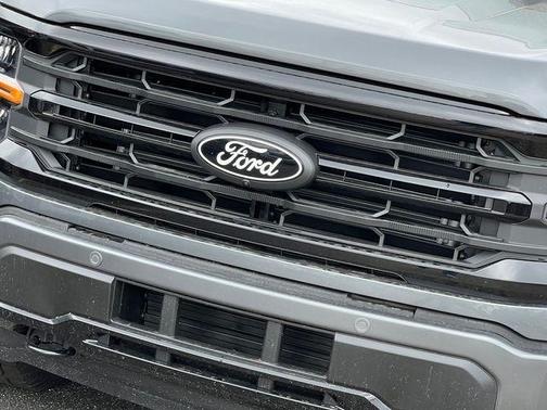 Carbonized Gray Metallic 2026 Ford F-150 XLT