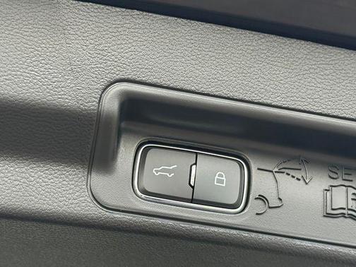 Agate Black Metallic 2026 Ford Explorer Active