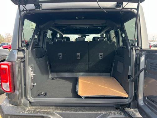 Carbonized Gray Metallic 2026 Ford Bronco Big Bend