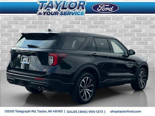2022 Ford Explorer ST