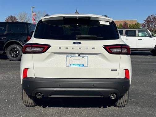 2026 Ford Escape ST-Line Select