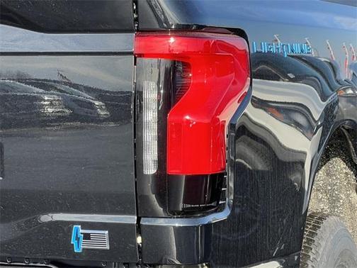 2025 Ford F-150 Lightning XLT