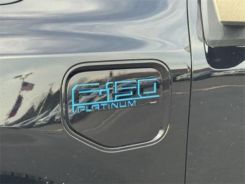 2025 Ford F-150 Lightning Platinum