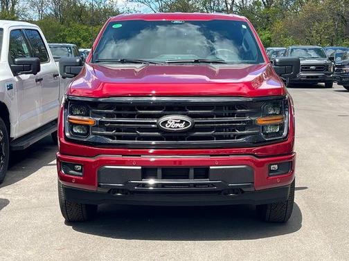 Ruby Red Metallic Tinted Clearcoat 2026 Ford F-150 XLT