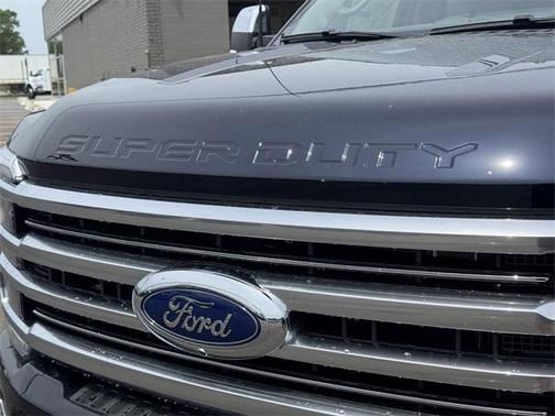 2025 Ford F-250 Platinum