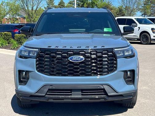 Vapor Blue Metallic 2026 Ford Explorer ST-Line