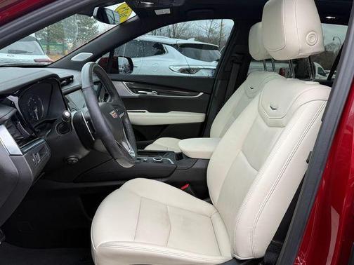 2025 Cadillac XT6 Sport AWD