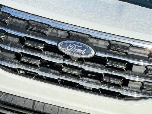 Star White 2026 Ford Explorer Active