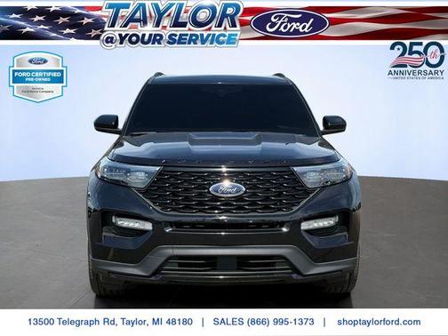 Agate Black Metallic 2024 Ford Explorer ST-Line