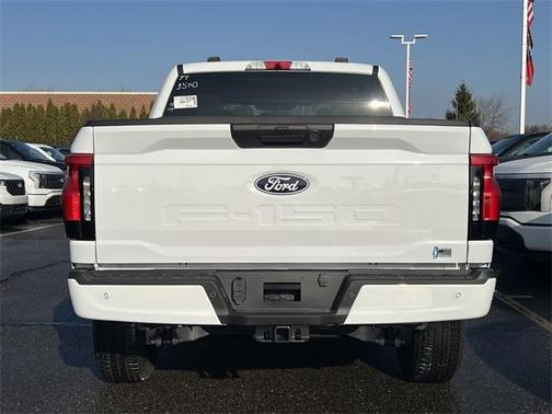 2025 Ford F-150 Lightning XLT