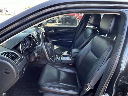 2018 Chrysler 300 Limited