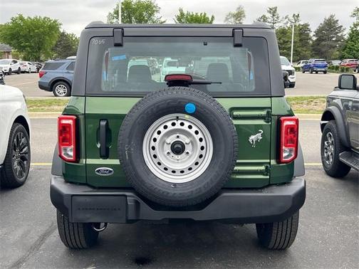 2025 Ford Bronco Base