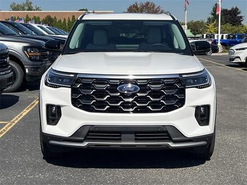 2025 Ford Explorer Platinum
