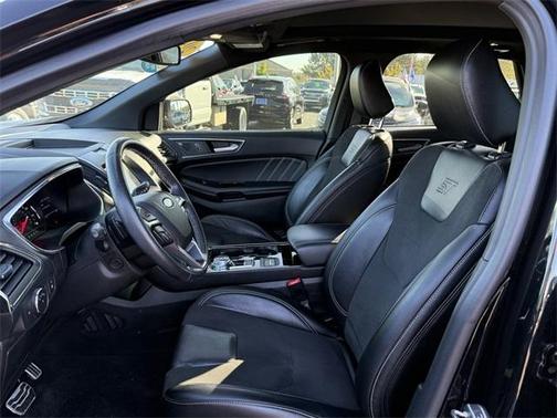 2020 Ford Edge ST