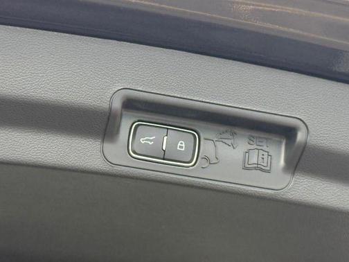 Agate Black Metallic 2026 Ford Explorer Active
