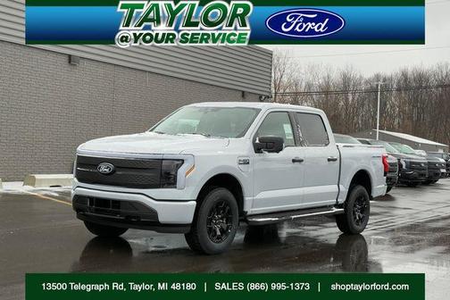 2025 Ford F-150 Lightning XLT