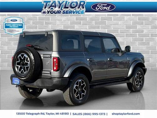 2023 Ford Bronco Outer Banks