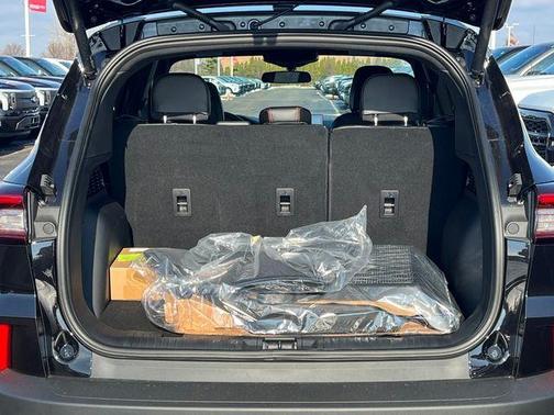 2026 Ford Escape ST-Line Select