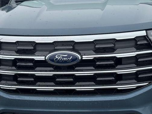 Vapor Blue Metallic 2026 Ford Explorer Active