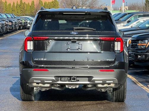 2026 Ford Explorer Active w/100A Pkg