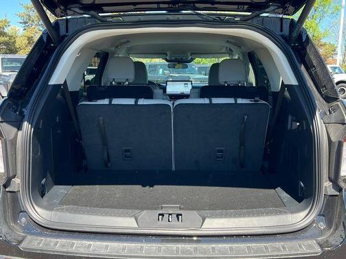 Agate Black Metallic 2026 Ford Explorer Active