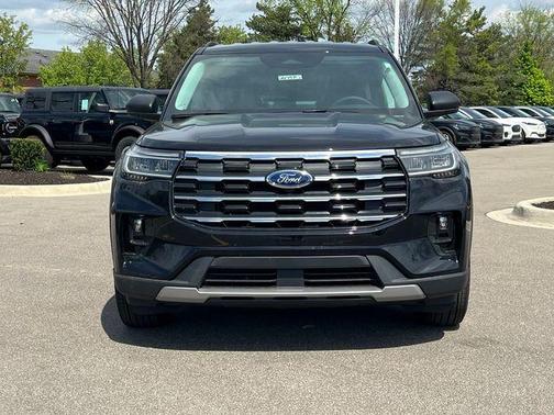 Agate Black Metallic 2026 Ford Explorer Active