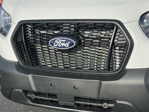 2026 Ford Transit-250 148 WB Medium Roof Cargo
