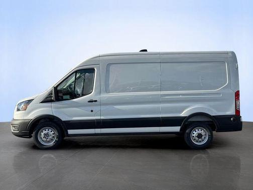Oxford White 2026 Ford Transit-250 148 WB Medium Roof Cargo