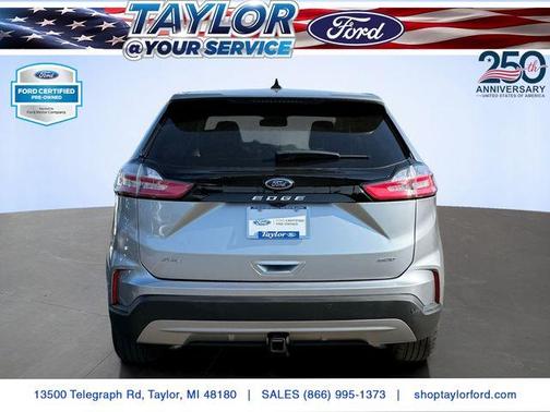 Iconic Silver Metallic 2023 Ford Edge SEL