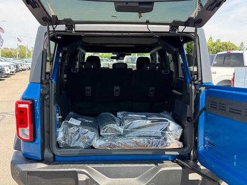Velocity Blue Metallic 2026 Ford Bronco Big Bend