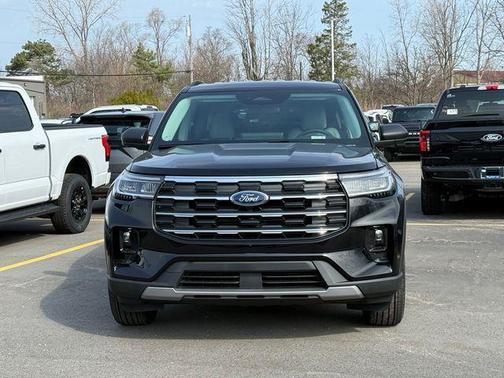 Agate Black Metallic 2026 Ford Explorer Active