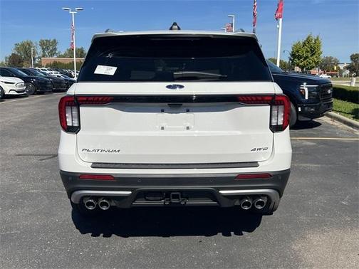 2025 Ford Explorer Platinum