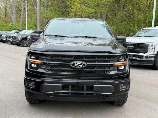 Agate Black Metallic 2026 Ford F-150 XLT