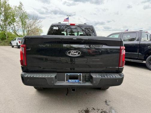 Agate Black Metallic 2026 Ford F-150 XLT