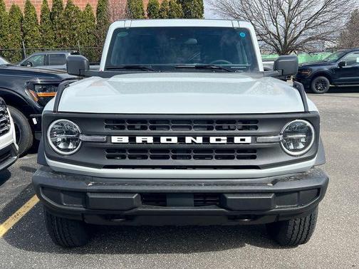 Avalanche Gray 2026 Ford Bronco Big Bend