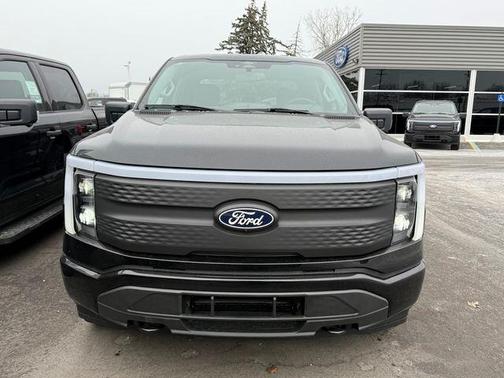 2025 Ford F-150 Lightning XLT