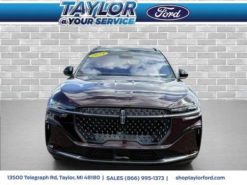 2024 Lincoln Nautilus Reserve