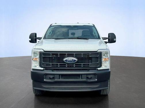 Oxford White 2026 Ford F-250 XL
