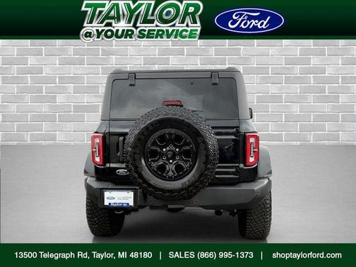 Shadow Black 2024 Ford Bronco Wildtrak