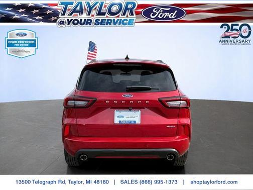 Rapid Red Metallic Tinted Clearcoat 2024 Ford Escape ST-Line