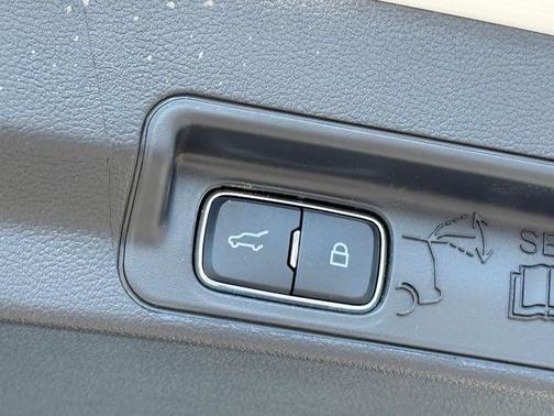 Star White 2026 Ford Explorer Active