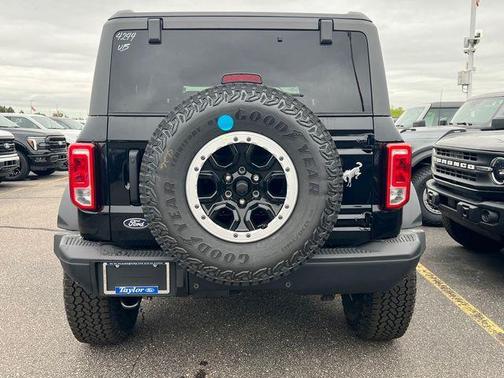Shadow Black 2026 Ford Bronco Big Bend